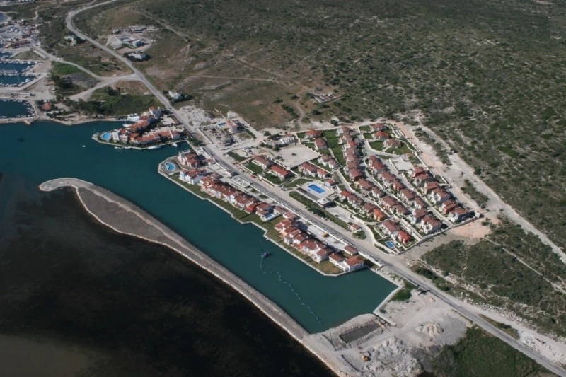 Port Alaçatı Projesi | CAD İnşaat